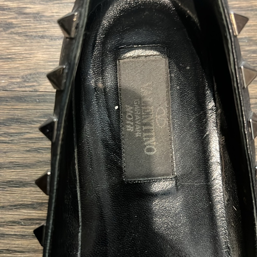 VALENTINO Rock Stud Flat “Noir” 38 EUC - Picture 4 of 7
